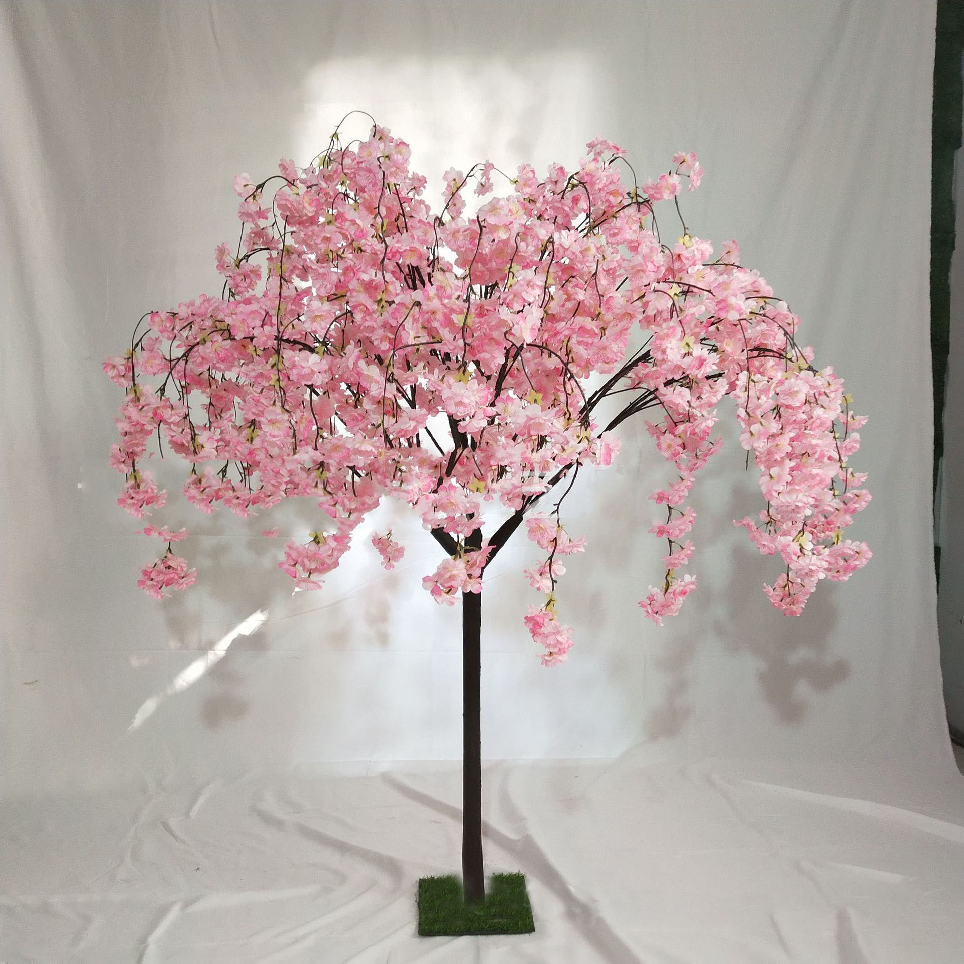 artificial cherry blossom tree centerpieces pink and white silk flower for wedding table decoration