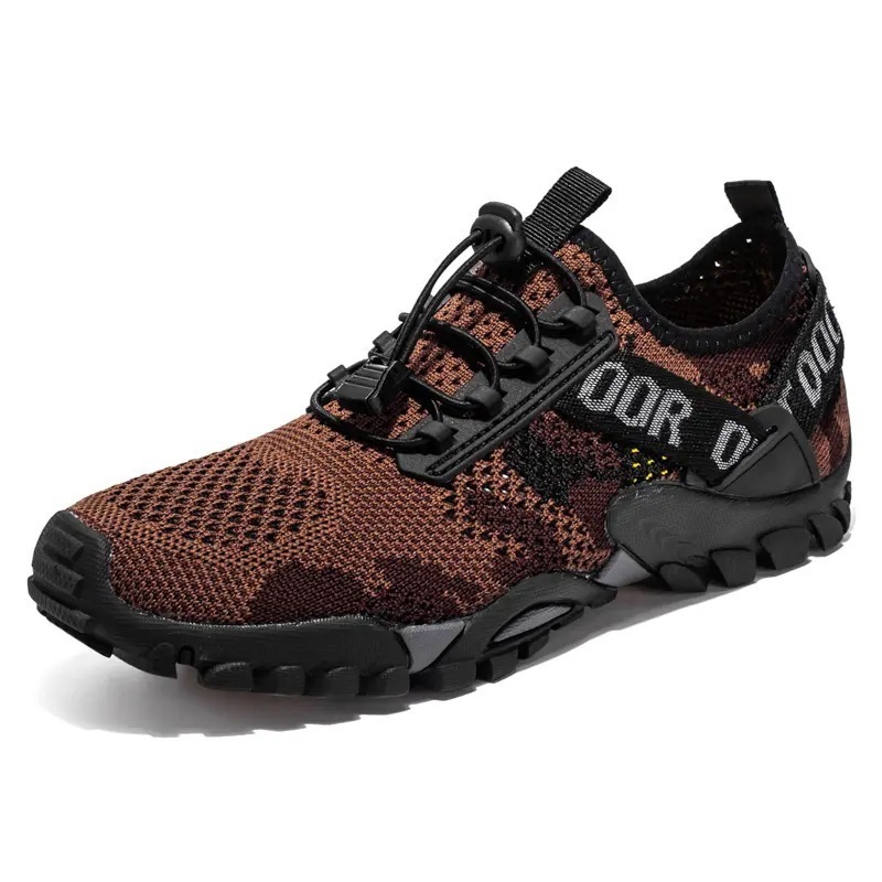 New Wading Shoes Men Outdoor Hiking Shoes Comfortable Mesh Breathable Rock Climbing Casual Sports Shoes