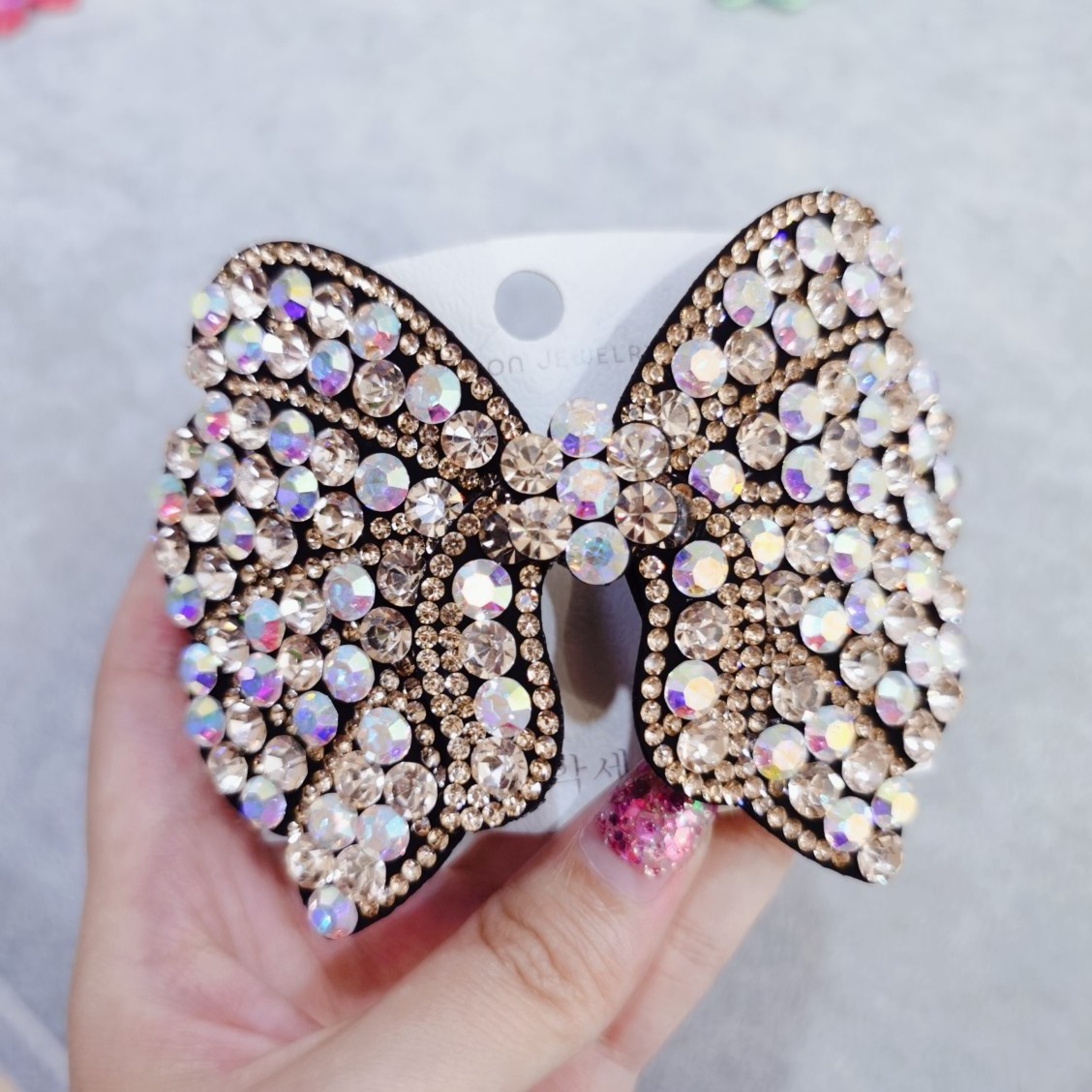 Wholesale Rhinestone Metal Hair Claw Clips Popular Large Spring Duckbill Butterfly Hair Grab Clip For Women