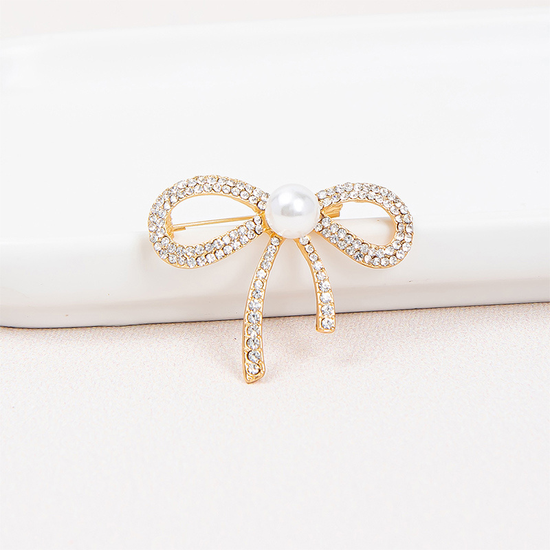 Fashion Chic Inlaid Diamond Bow Tie Brooch Pin Shiny Rhinestone Crystal Pearl Bow Brooch For Women