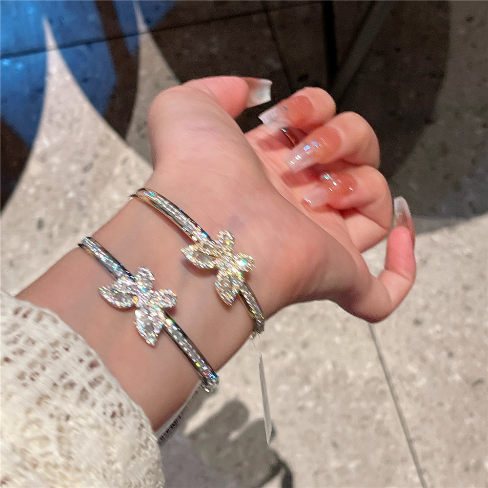 Luxury Gold Plated Crystal Butterfly Bracelet Women Open Adjustable Bling Cubic Zirconia CZ Butterfly Bangle Bracelet