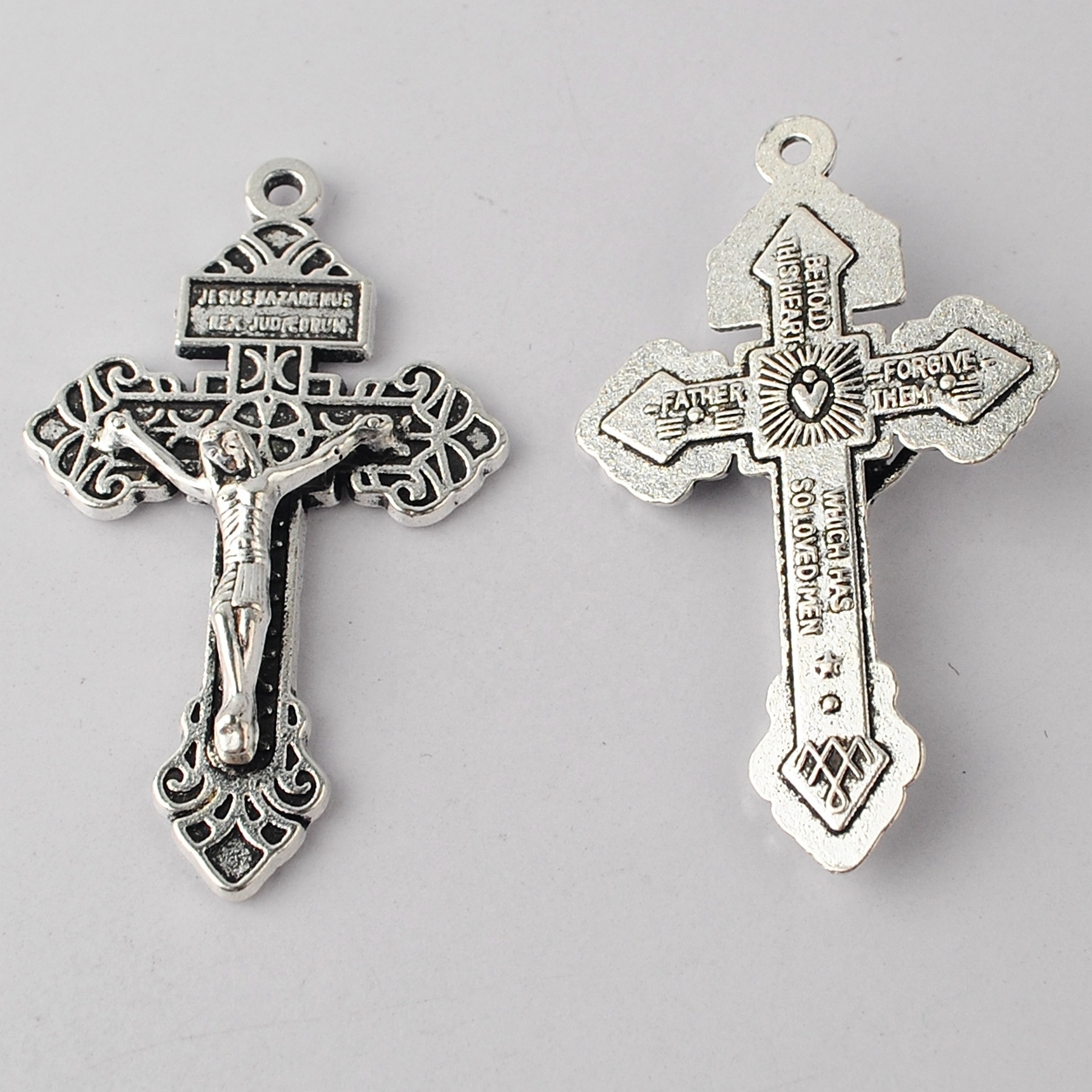 55x33mm Antique Silver Zinc Alloy Metal Catholic Pardon Crucifix and Cross Pendant