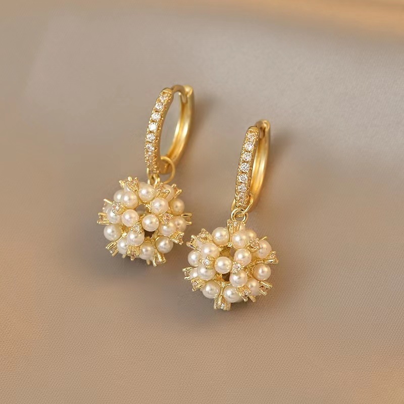 Cute Korean Flower Gold Plated Hoop Pearl Jewelry Earrings For Women Elegant Ball Pendant Drop Earrings