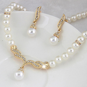 Hot Sale Female Creative Gold Color Necklace Earrings Wedding Bridal Pearl Jewelry Set For Women Lady