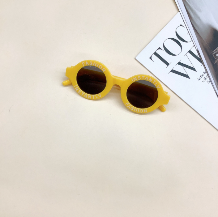 New Fashion Design Dropshipping Letter Spring Color Funny Kids Sunglasses With Logo 2022