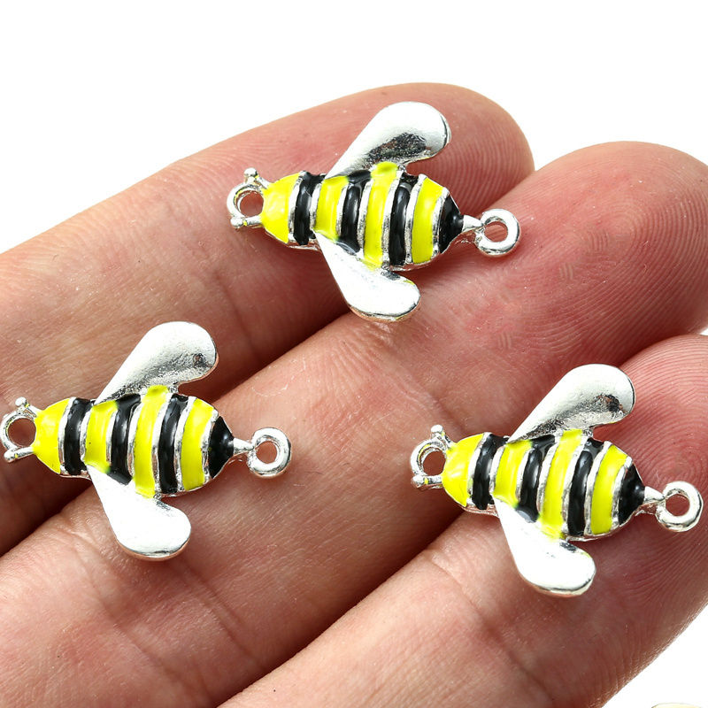 Cute Alloy Enamel Bee Findings Charms Pendants For Jewelry Making DIY Handmade Connector Accessories