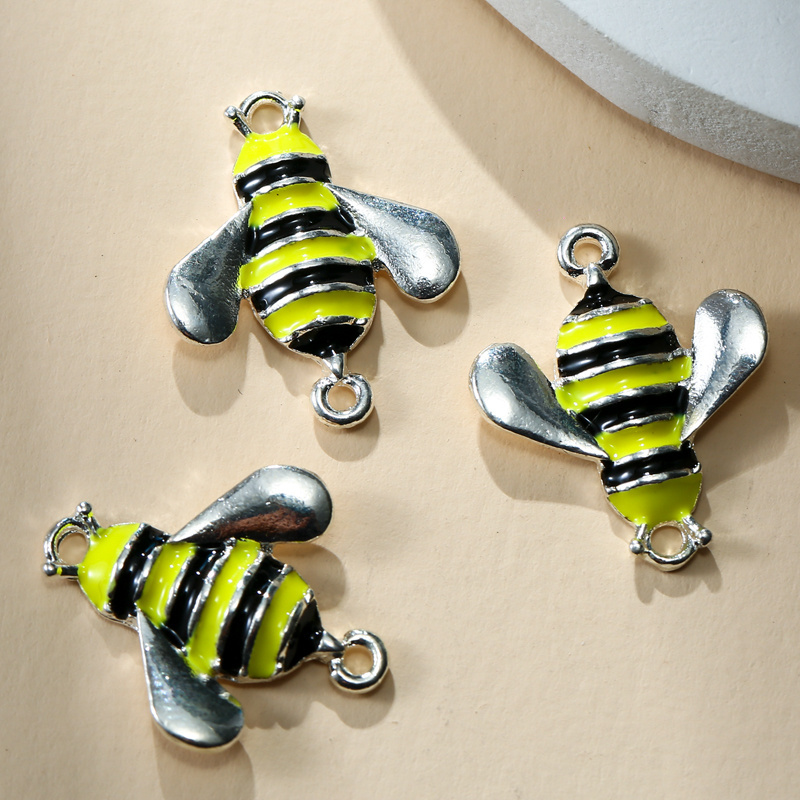 Cute Alloy Enamel Bee Findings Charms Pendants For Jewelry Making DIY Handmade Connector Accessories