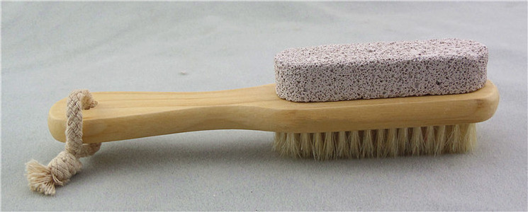 Foot Natural Bristle Foot Exfoliating Brush Pumice Stone wooden Handle Exfoliate Pedicures Calluses Feet Cleaning Brush