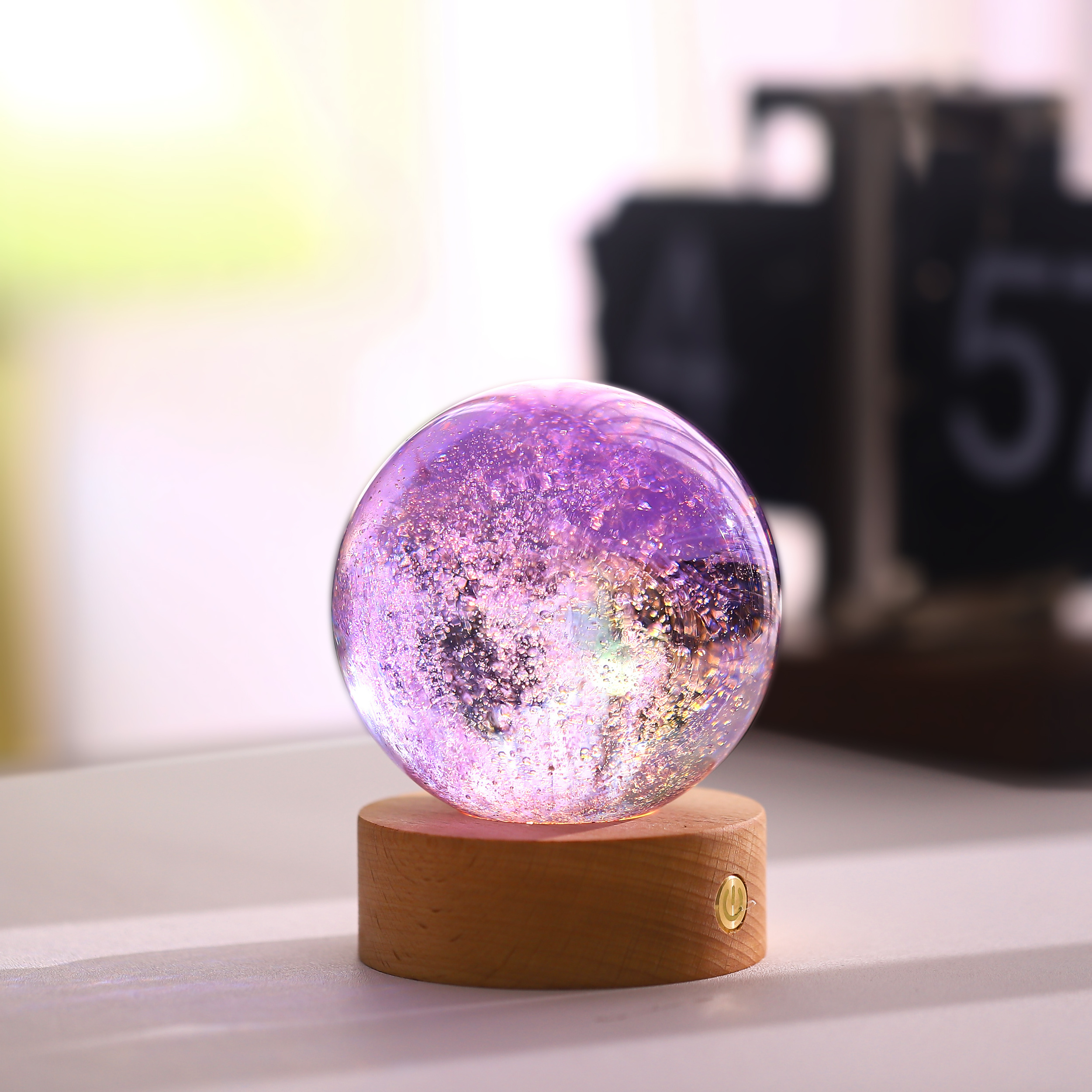 New Creative Crystal Ball Hot Selling Craft 80mm 100mm Crystal Glass Ball Home Furnishing Hotel Colorful Lighting Decoration