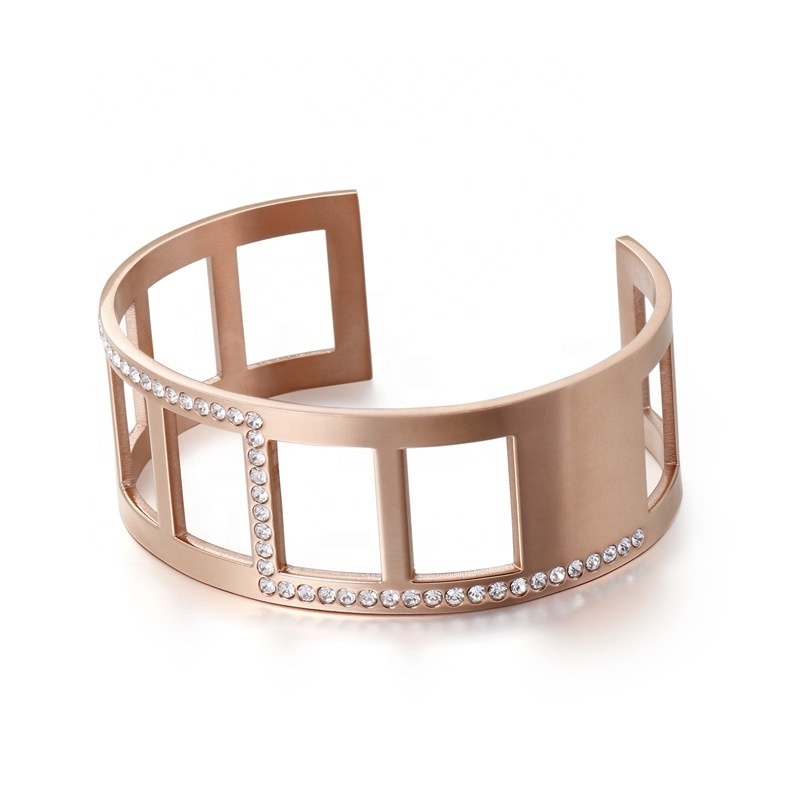 2024 Fashion High Quality Stainless Steel Bangle Gold Plated New Designer Cuff Bangle Bracelet