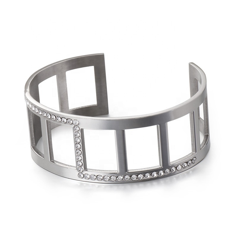 2024 Fashion High Quality Stainless Steel Bangle Gold Plated New Designer Cuff Bangle Bracelet