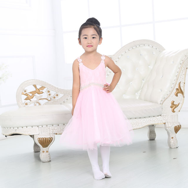 2018 Wholesale Children Tulle Dresses Summer Flowers Pearl Beaded Backless Baby Girls Dresses 50 Casual Polyester Long Floral