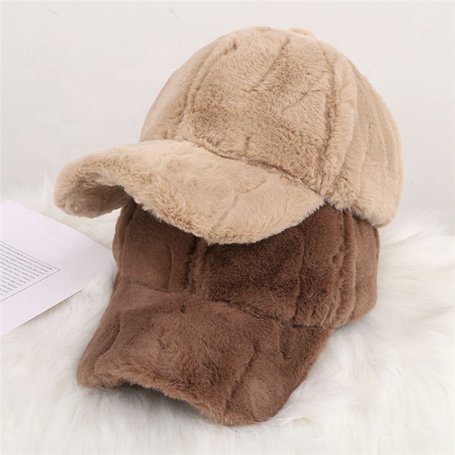 2023 Women furry baseball caps winter thick rabbit fur feeling warm fashion style plush baseball cap and hat