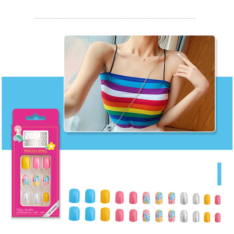 24pcs Litter Girl Acrylic False Nails Press on Pre-glue Full Cover Glitter Gradient Color Rainbow Short False Nail Art Kits Set