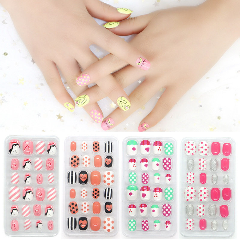 Cartoon Children Toddler Press on Nails Kids Fake Nails Tips Girls Full Cover Short Fingernails Festival False Nail