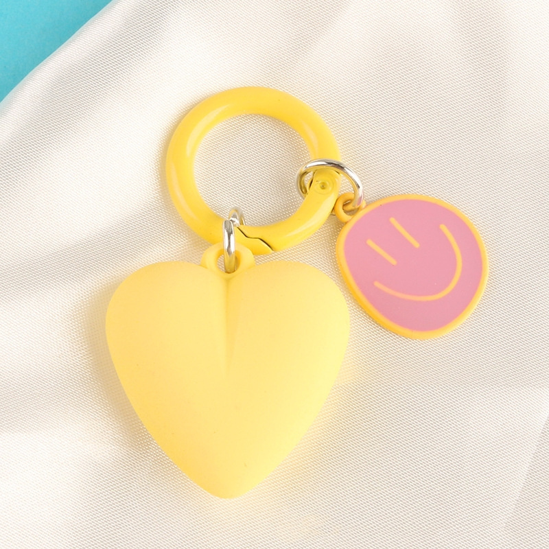 Kawaii Resin Keychain Heart Shape Designer Keychain Cute Smile  Keychain Wholesale