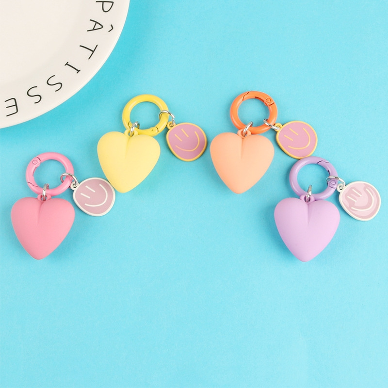 Kawaii Resin Keychain Heart Shape Designer Keychain Cute Smile  Keychain Wholesale