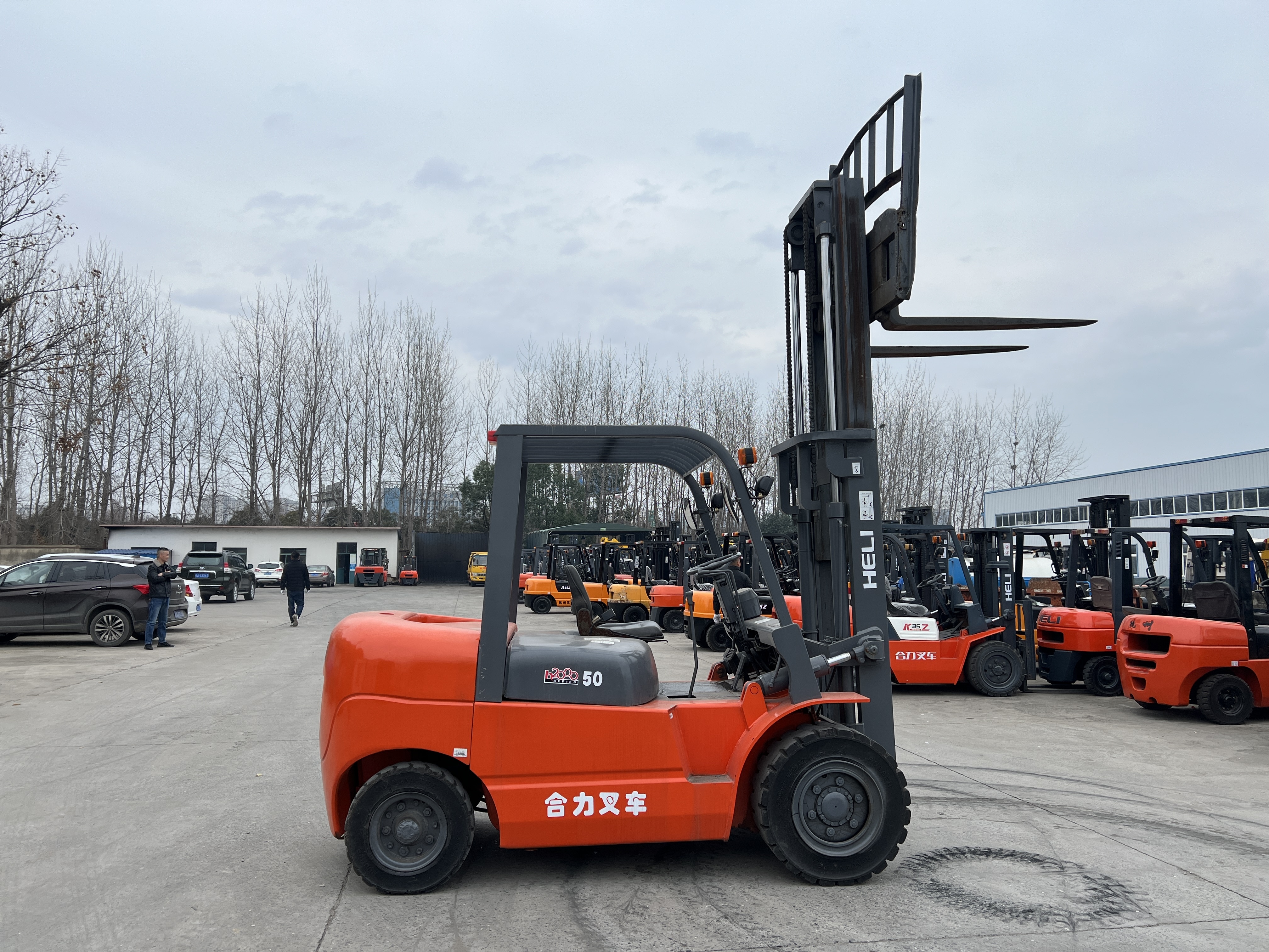 Cheap Price Used Heli H2000 50 Diesel Forklift Internal Combustion Counterbalance Fork Lift for Sale