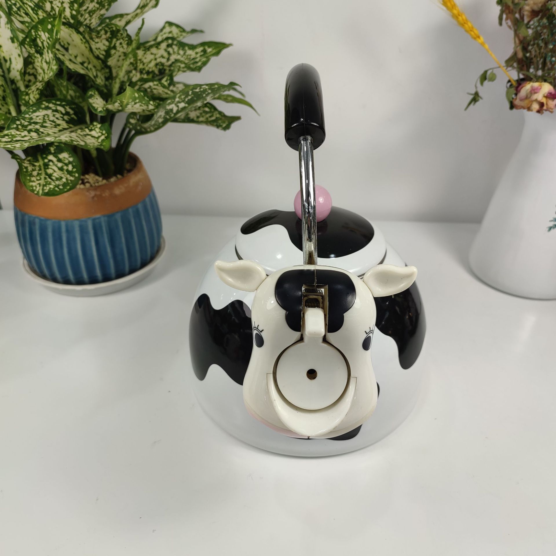 BOYANG Cartoon Home Kitchen Enamel Whistling Kettle Cute Cow Tea Kettle Water Kettle with Whistle