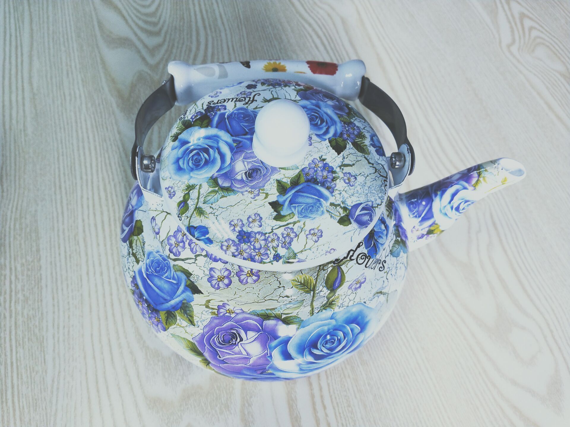 white coffee healthy enamel tea kettle with blue flower