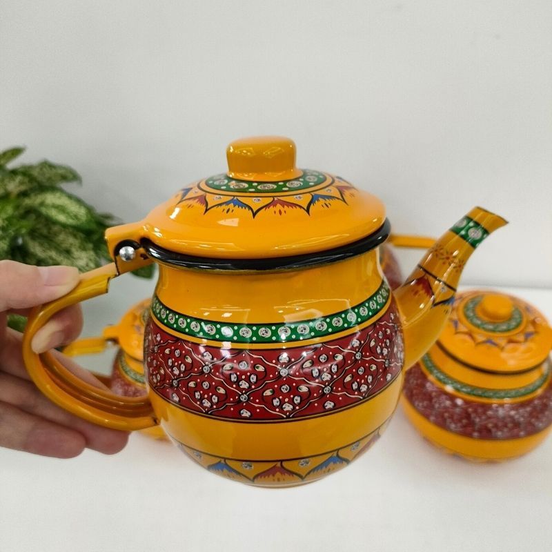 Boyang TK-515  OEM full design enamel kettle with decal cast iron material teapot