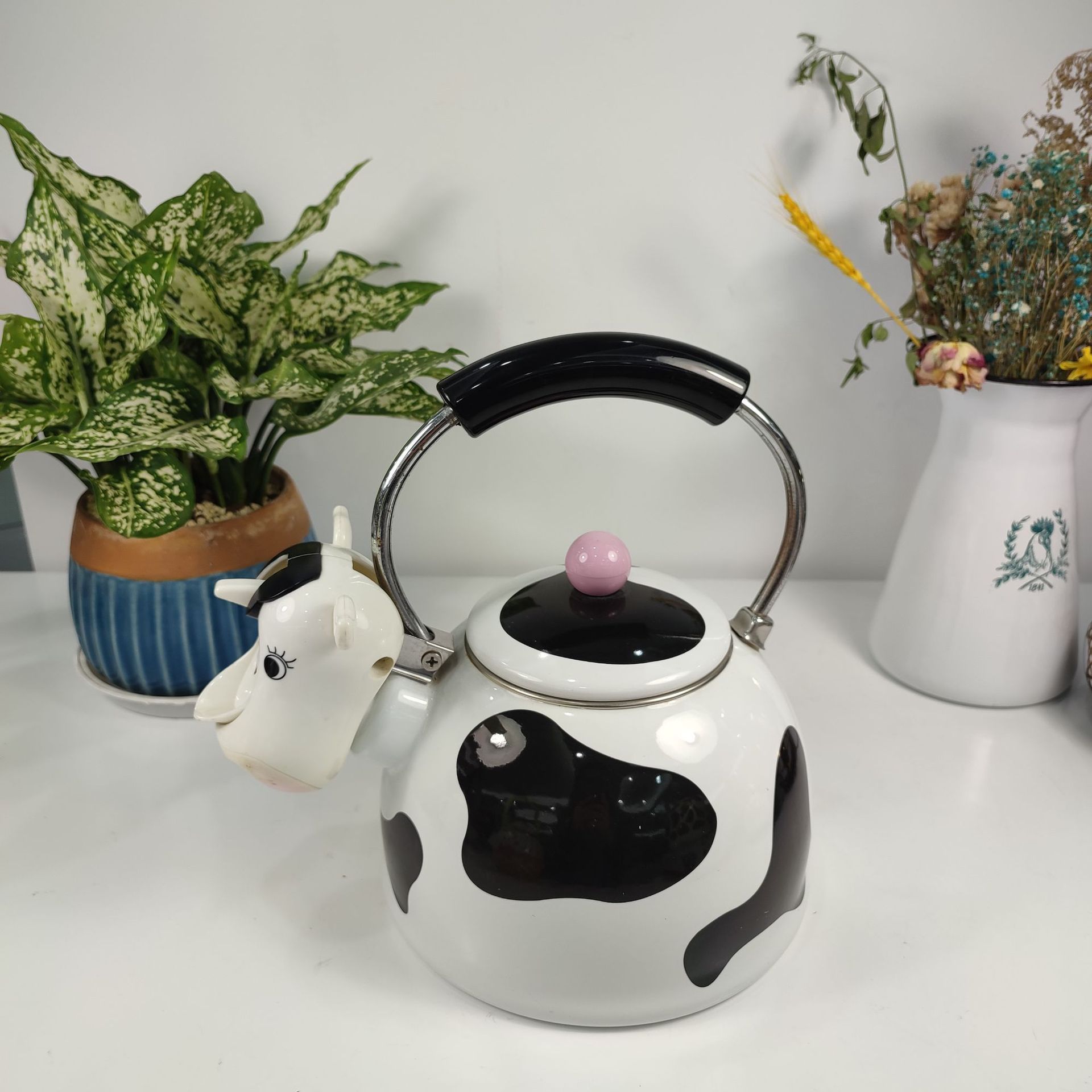 BOYANG Cartoon Home Kitchen Enamel Whistling Kettle Cute Cow Tea Kettle Water Kettle with Whistle