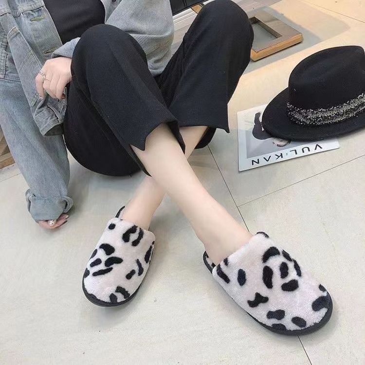 MIO 2024 Fashion Winter Furry Faux Fur Lined Bedroom Shoes Ladies Leopard Fluffy Slipper Cozy Indoor Slide Slipper for Women