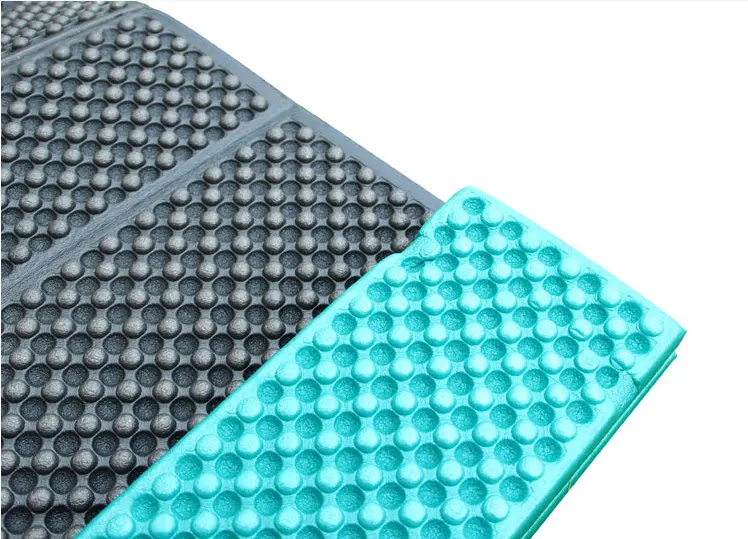 Wholesale Ultralight Waterproof Camping Folding Mat Beach Moisture-proof Egg Nest IXPE Foam Mat Folding Sleeping Pad