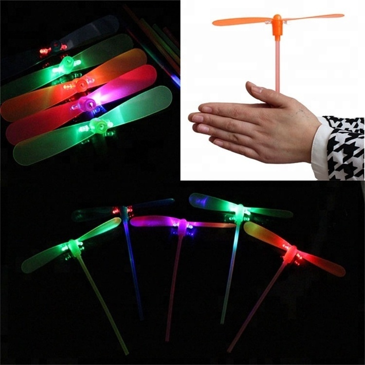 New Novelty Gag LED Luminous Flying Light Up Toys Flashing Bamboo Dragonfly Electronic Cheap Kids Gift Party decoration toys