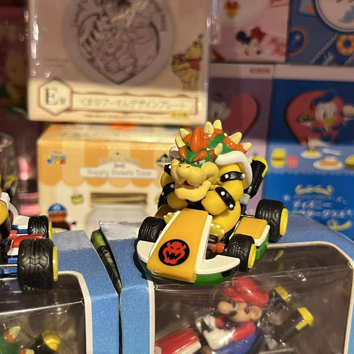 Customized OME PVC Plastic toy gift bowser princesas sentada hongos Mario bros figuras Mario Racecar Mario Car Kart