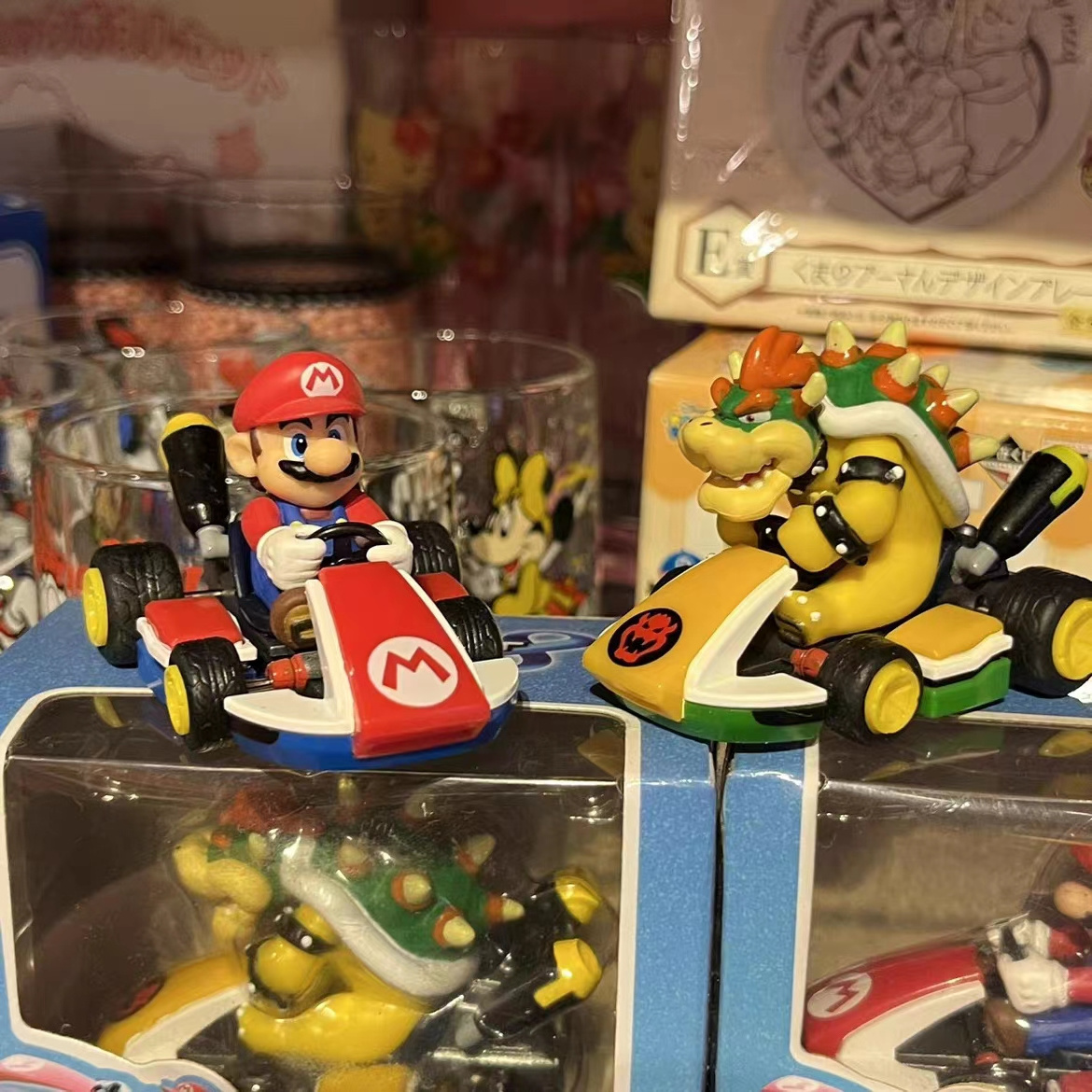 Customized OME PVC Plastic toy gift bowser princesas sentada hongos Mario bros figuras Mario Racecar Mario Car Kart