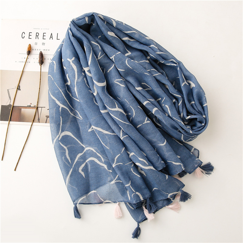 Wholesale 2023 simple fresh texture women cotton plain blue scarf printed viscose shawl hijabs scarf