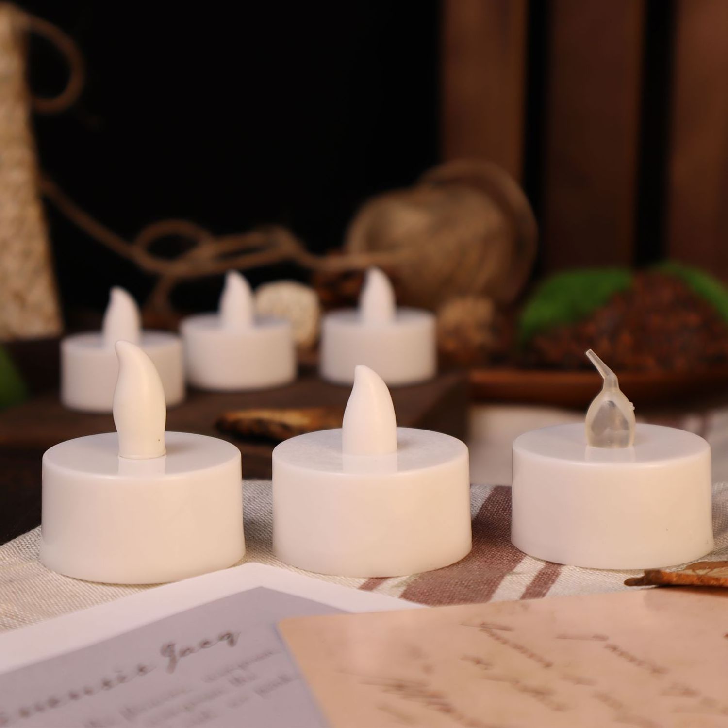 Wholesale  Christmas Mini Battery Operated tea lights Flameless Plastic Candles LED Tea Light