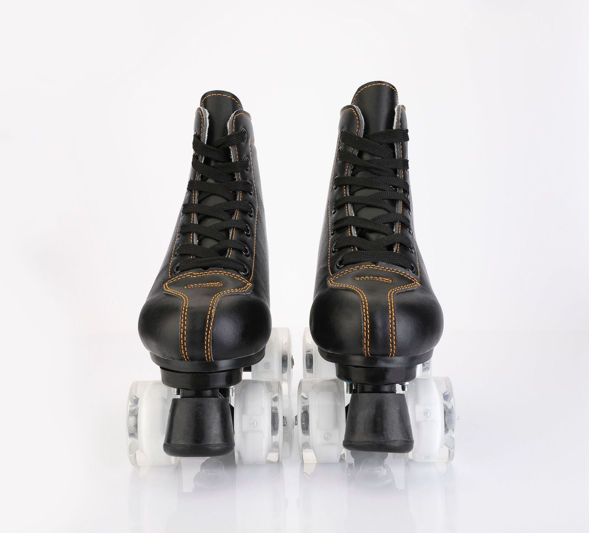 High Quality Rental Quad Roller Skate Shoes OEM&ODM patines 4 ruedas Fashion Black Leather Toe Stop Roller Skate