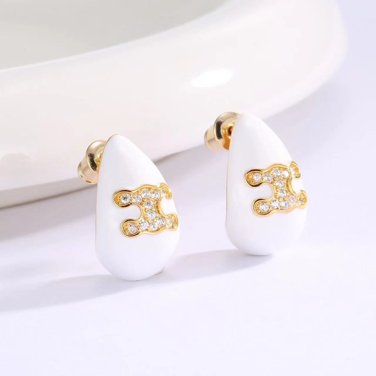 100 styles Jewelry Mix Design High Quality Women Inspired Designer Hollow Natural Agate Amber Hoop Earrings Jewelry For Girls