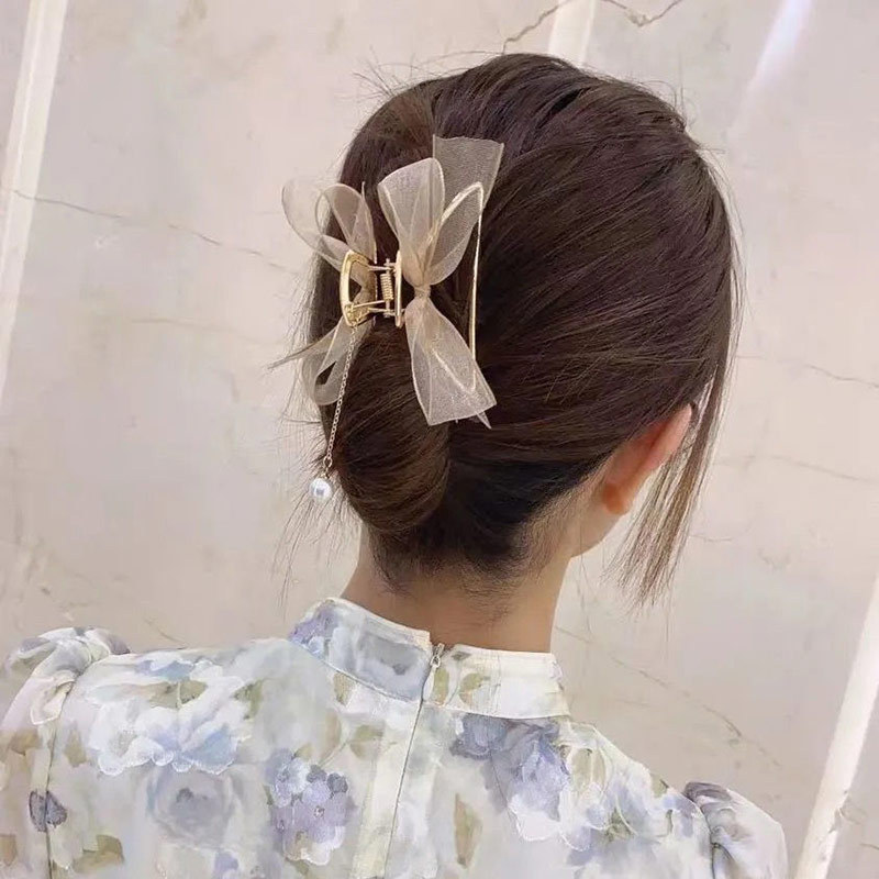 Women Geometric Hair Claw Girls Clamps Metal Hair Crab Cross Hairpin Elegant Twist Hairpin Fashion Hair Accessories Claw