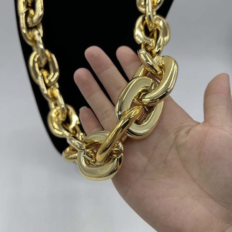 Wholesale/Customize large plastic gold necklace exaggerated hip-hop Cuban style thick chain Halloween Christmas party decoration