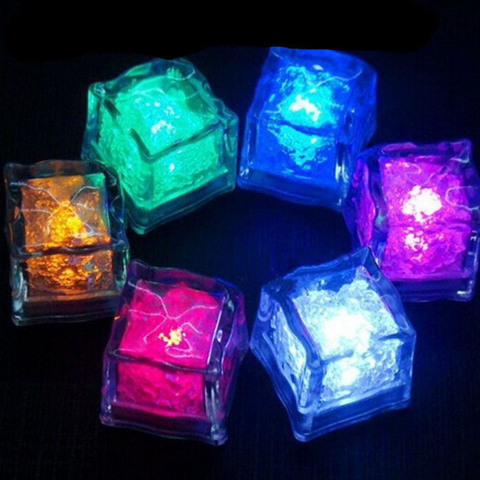 Wholesale Led Acrylic Ice Cubes Flashing Light UP Ice Cube Multi Color Waterproof  Ice Cube for Bar Club Drinking Party