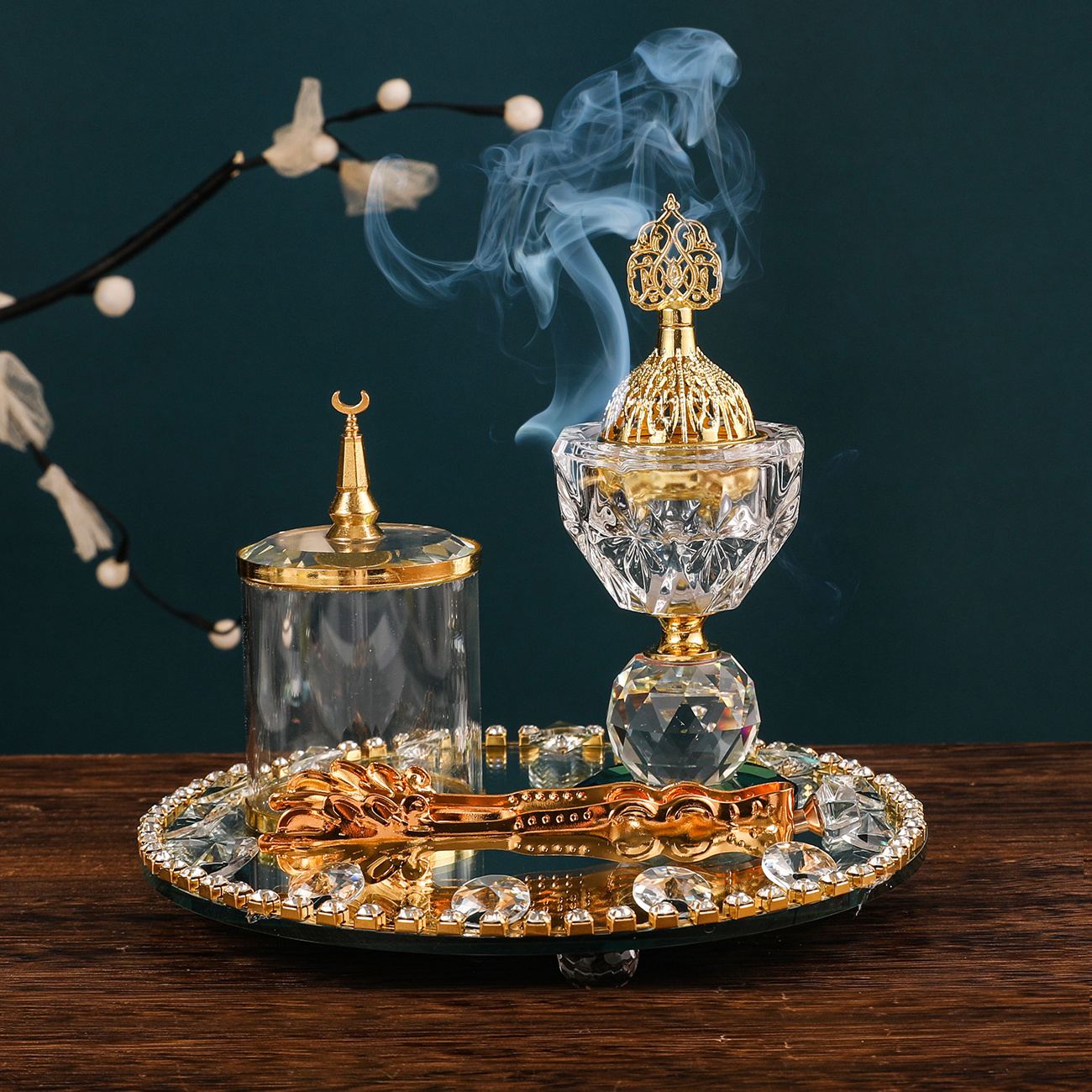 QIAN HU Luxury Arabic Crystal 2024 Burner Holder Elegant Charcoal Bakhoor Incense Home Decoration with Pine Coriander Scents