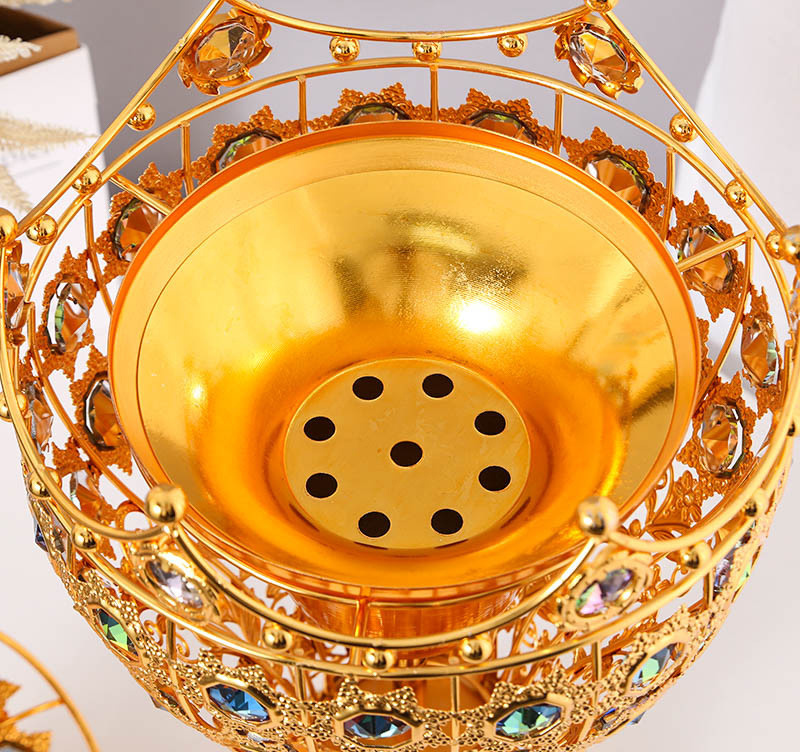 New Arrived 2023 Elegant Bakhoor Large  Metal Incense Burner Plate Gold Arabic Perfume Censer Charcoal Incense Burners Holder