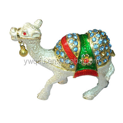 YIWU QIFU Manufacturer camel bronze figurines crystal rhinestone metal jewelry trinket box