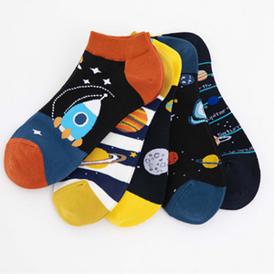 Spaceman style cotton socks men summer wear short ankle boat socks happy funny unisex socks