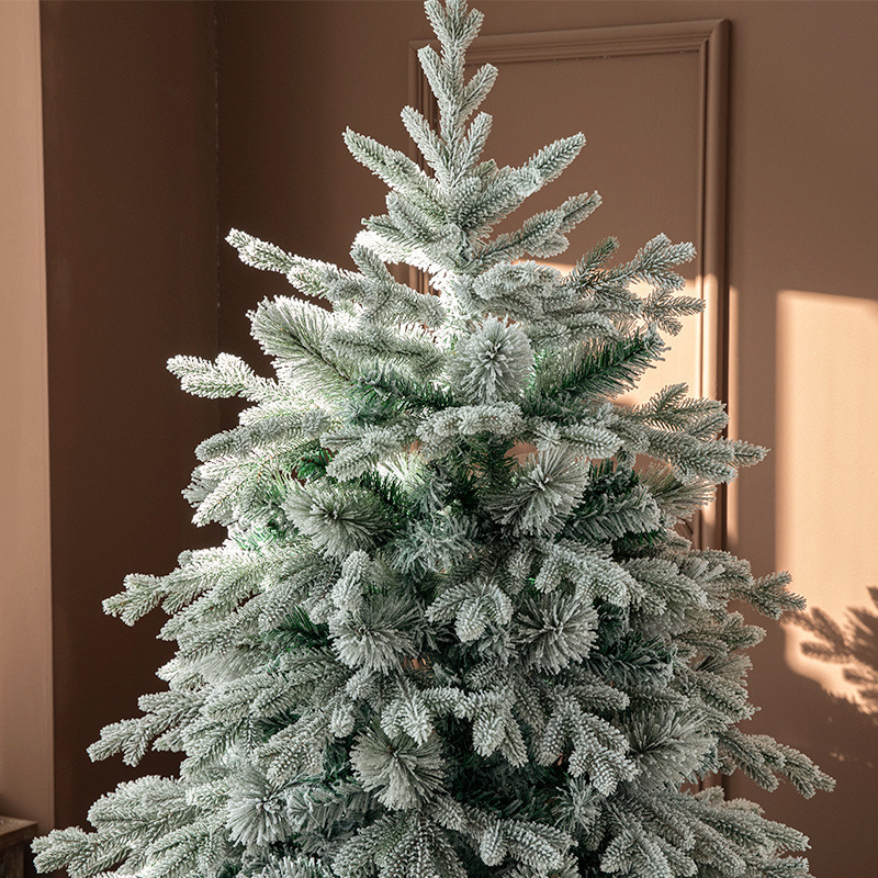 Hot sale Luxury Christmas 7ft flocking tree with light for outdoor and indoor decoration