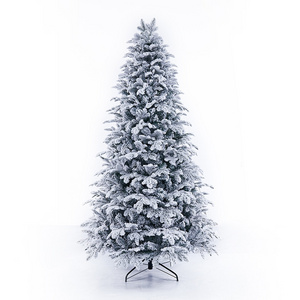 Decorated 5FT 6FT 7FT  PVC Artificial Snow Flocking Christmas TreeWith Lights Indoor Hotel Decoration Christmas Tree