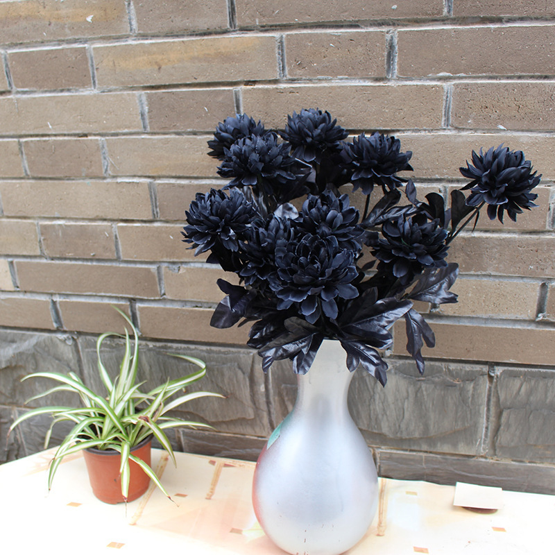 Wholesale Arrangement Silk Artificial Flowers Black Rose For Funeral Decorative