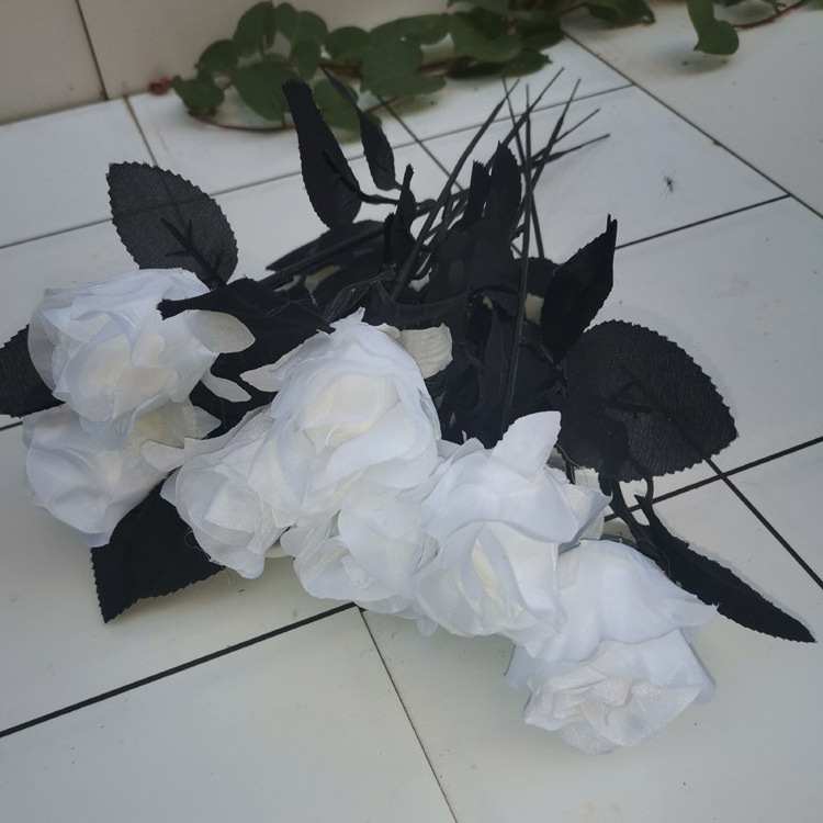 Wholesale Arrangement Silk Artificial Flowers Black Rose For Funeral Decorative