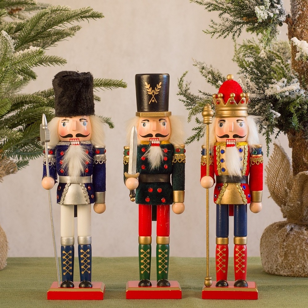 30cm Size Wooden Nutcracker Soldier Christmas Soldier Giant Nutcracker Statue for Sale Home Decoration Christmas Ornaments