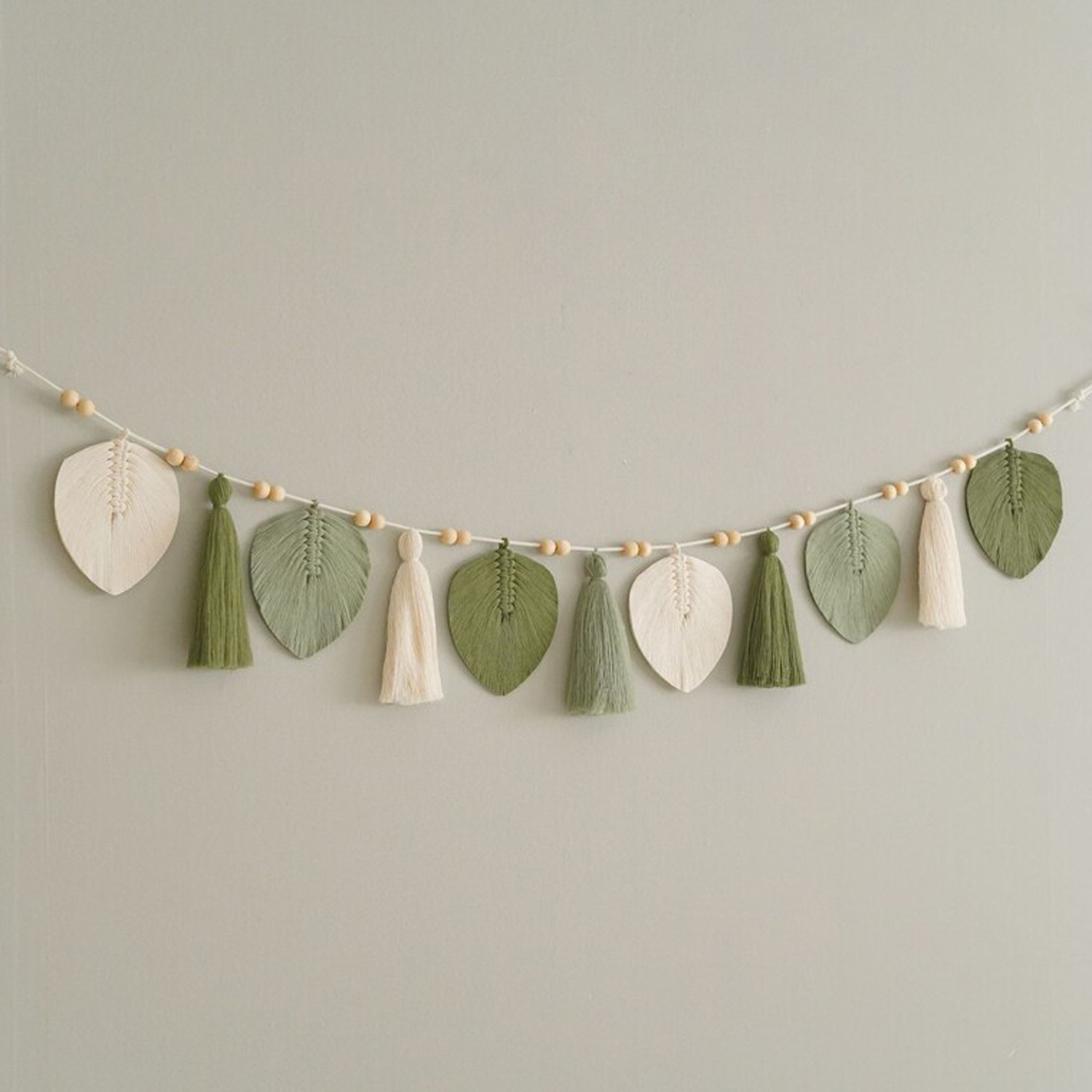 Boho Jungle Leaf Garland Handmade Macrame Wall Hanging Botanical Tapestry Greenery Decor Nursery Home Decor