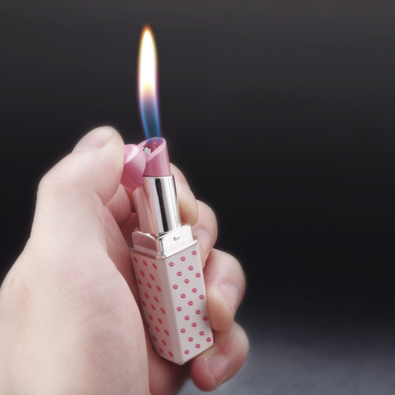 Wholesale Novelty Women Gifts Lipstick Shaped Naked Open Flame Lighter Refillable Butane Gas Cigarette Lighter for Girls