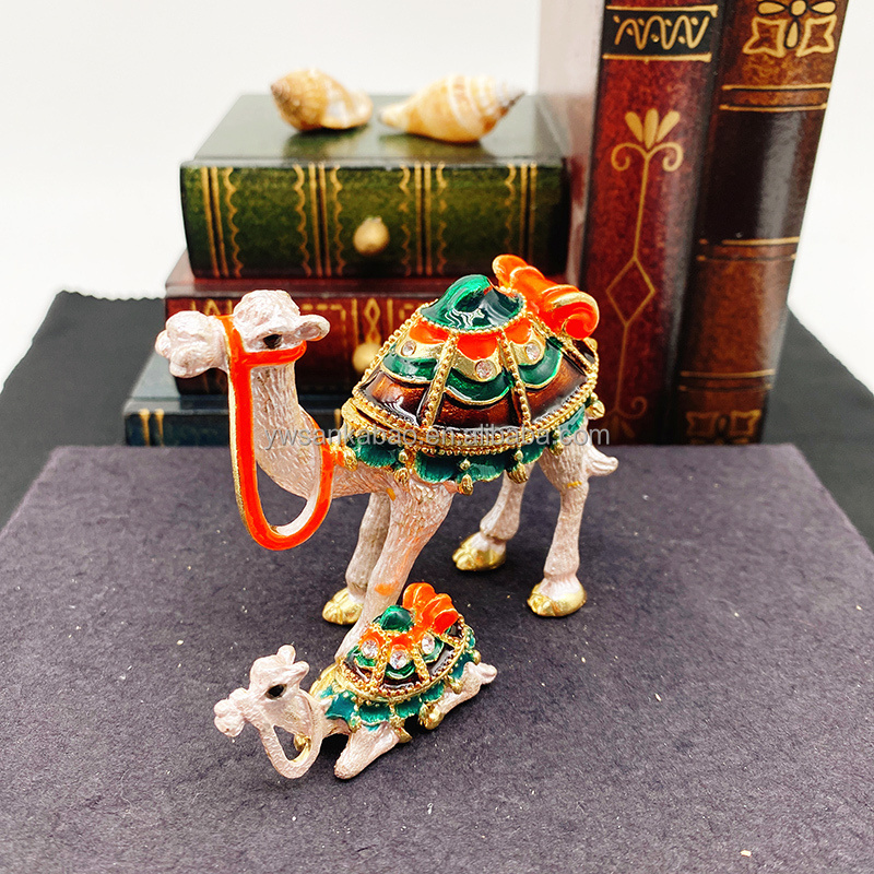 Wholesale Hot Sale Mother and Son Camels Trinket Box Metal Crafts Home Ornaments Souvenirs Gift